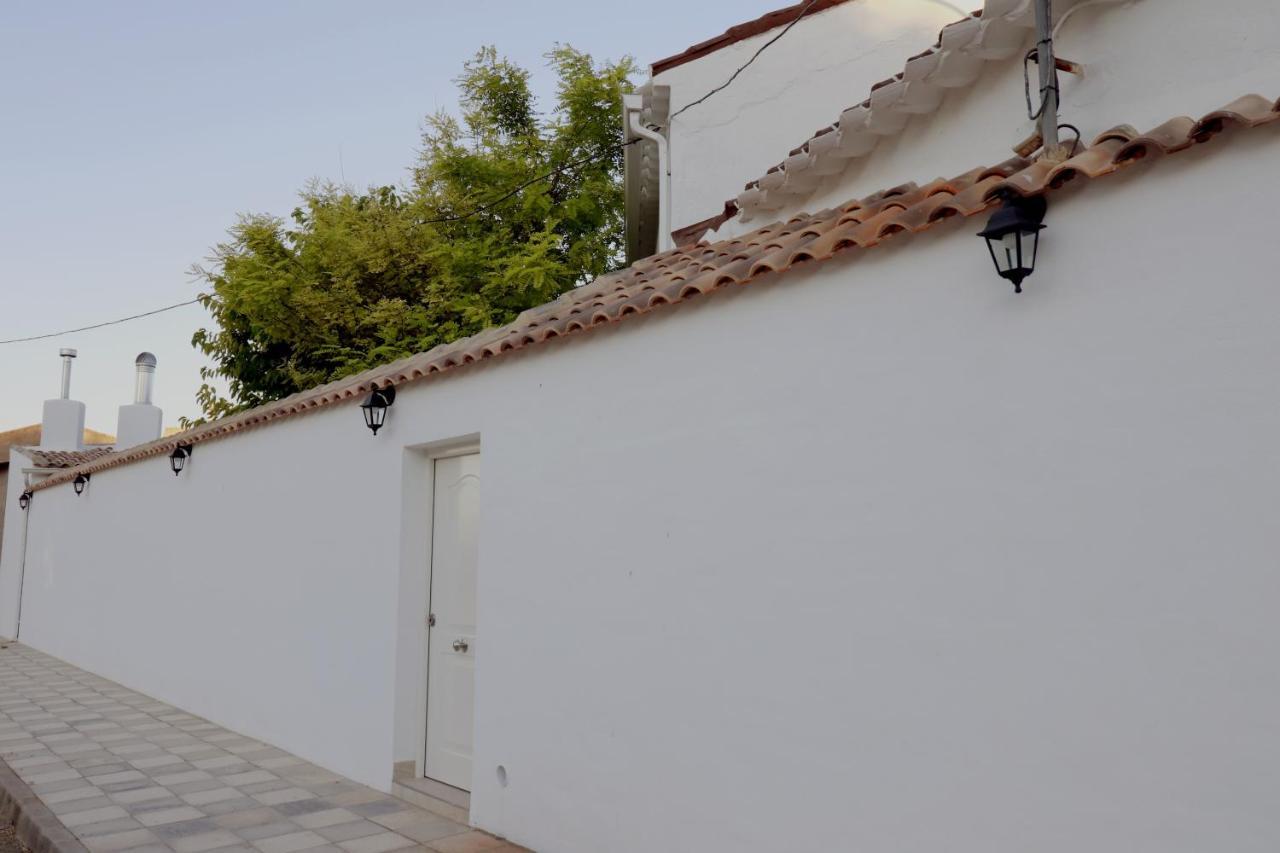 Casa Rural Ideal Para Escapadas Con Barbacoa Y Spa Tinarejos Exteriör bild