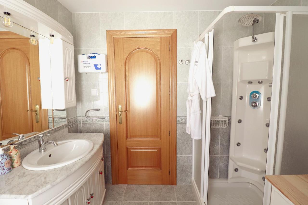 Casa Rural Ideal Para Escapadas Con Barbacoa Y Spa Tinarejos Exteriör bild